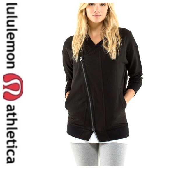 lululemon athletica Jackets & Blazers - 💕SALE💕 Lululemon Mula Bundle Wrap Black Jacket